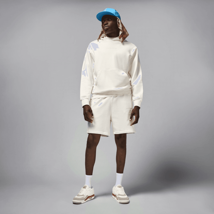 Air Jordan 4 RM White Varsity Red Angle 1