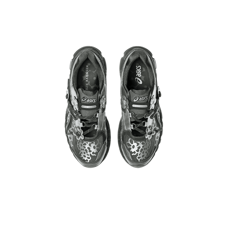 Asics Gel-Kayano 20 Cecilie Bahnsen Olive Angle 4