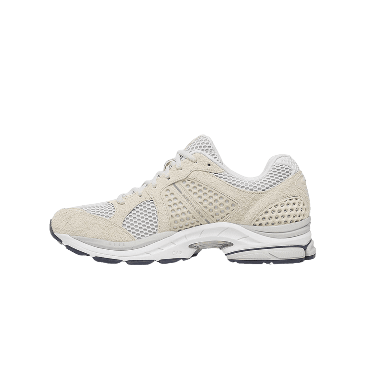 Saucony ProGrid Triumph 4 Nordstrom Angle 1