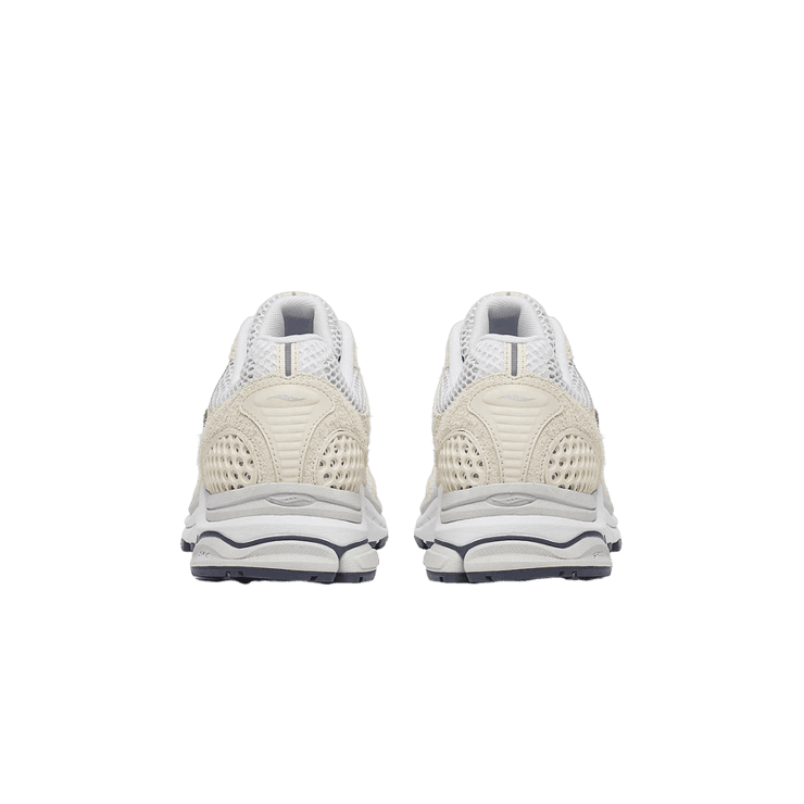 Saucony ProGrid Triumph 4 Nordstrom Angle 2