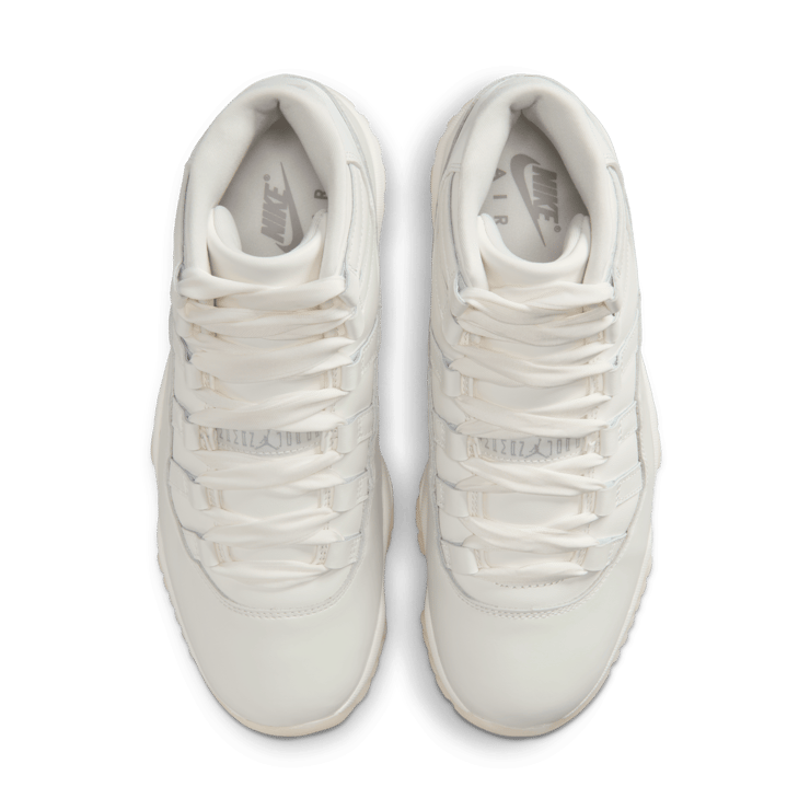 Air Jordan 11 Retro Pearl (W) Angle 5