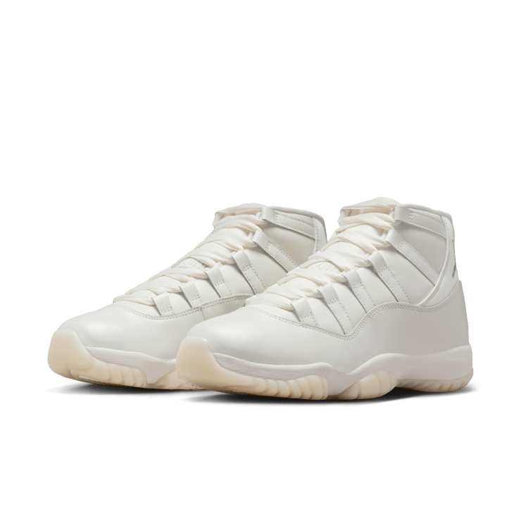 Air Jordan 11 Retro Pearl (W) Angle 1