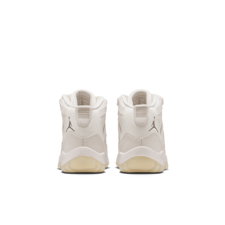 Air Jordan 11 Retro Pearl (PS) Angle 1