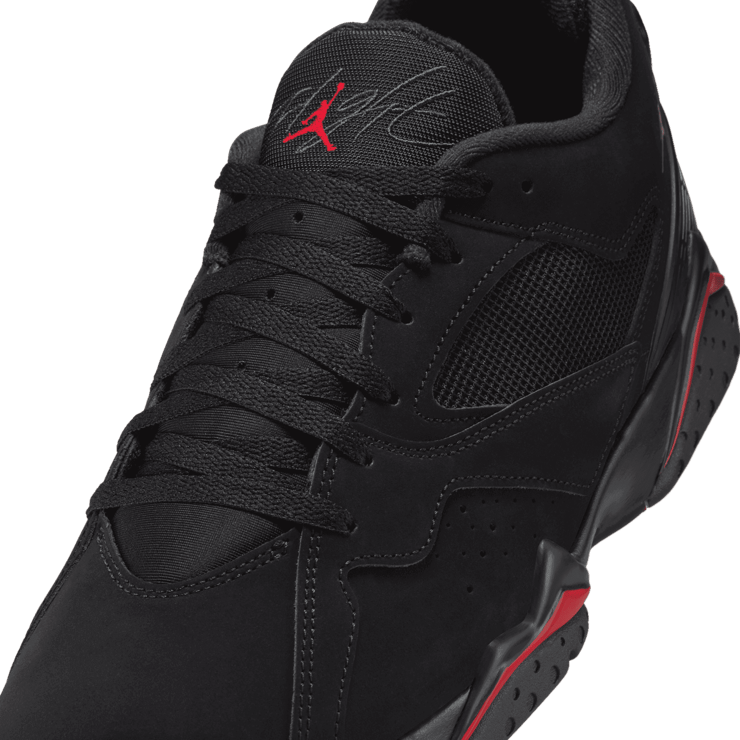 Air Jordan MVP 92 Bred Angle 6