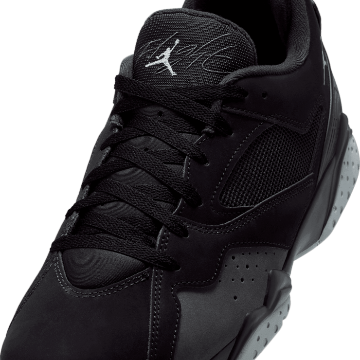 Jordan MVP 92 Black Wolf Grey Angle 4