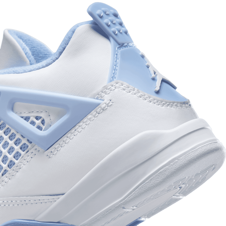 Air Jordan 4 Retro Forget Me Not (PS) Angle 5