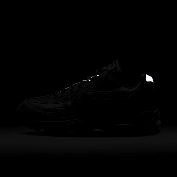 Nike Air Max 95 OG Black Anthracite Angle 8
