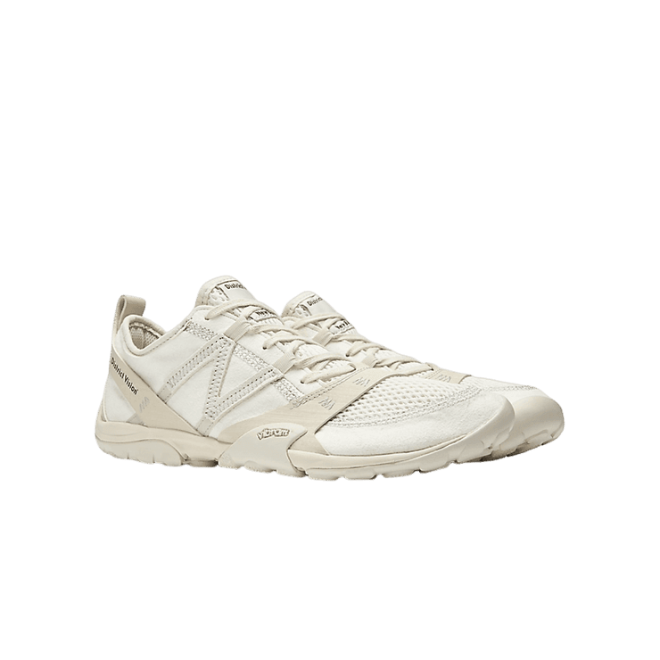 New Balance Minimus M10 District Vision Cloud Dancer Angle 2