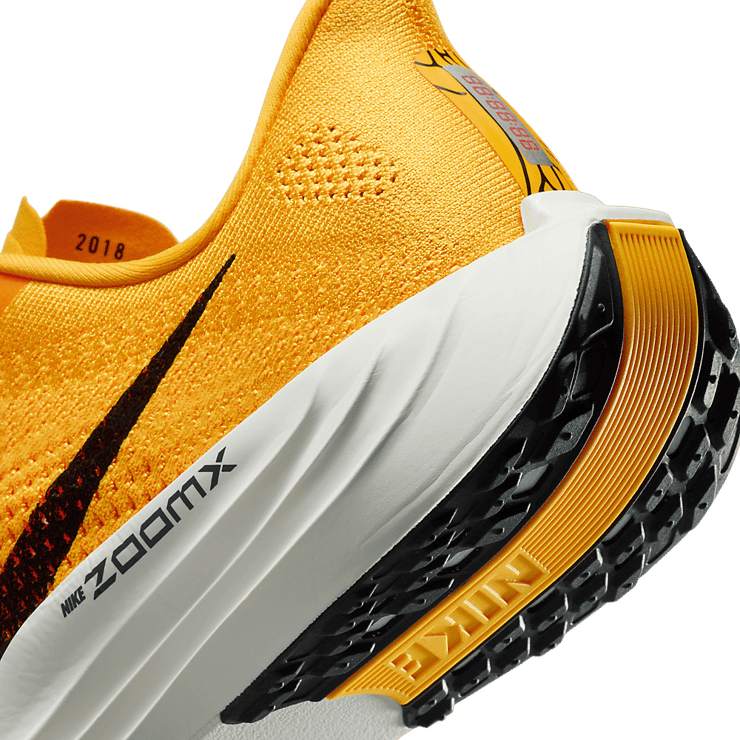 Nike Pegasus Plus Modern Mayfly Angle 4