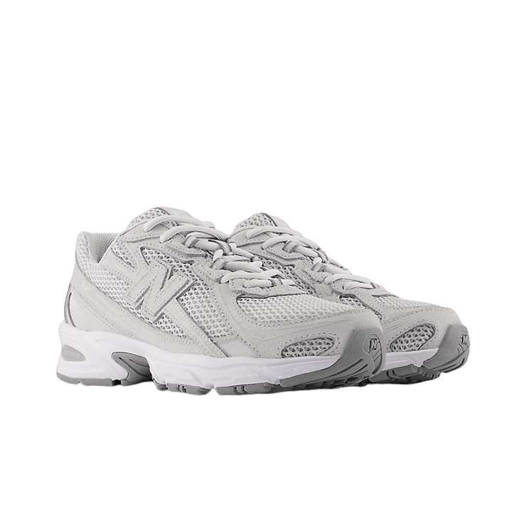 New Balance 740 Grey Days Angle 2