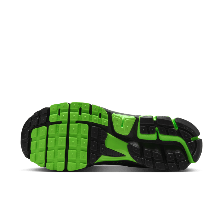 Nike Zoom Vomero 5 Metallic Pewter Green Strike Angle 4