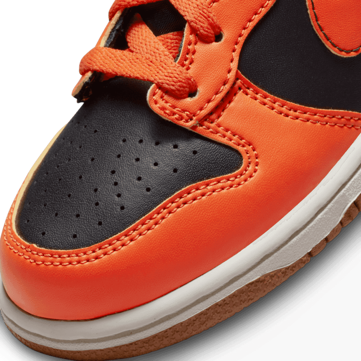 Nike Dunk High Black Safety Orange (PS) Angle 4