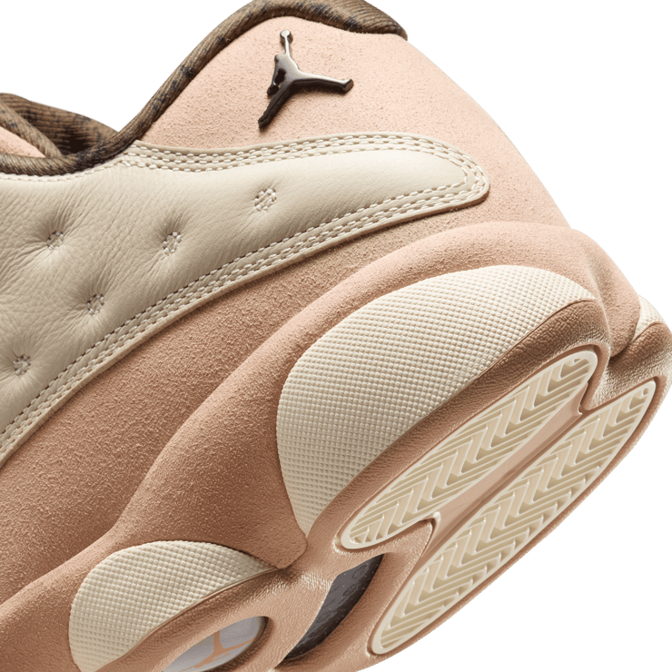 Air Jordan 13 Retro Low Dongdan Angle 6