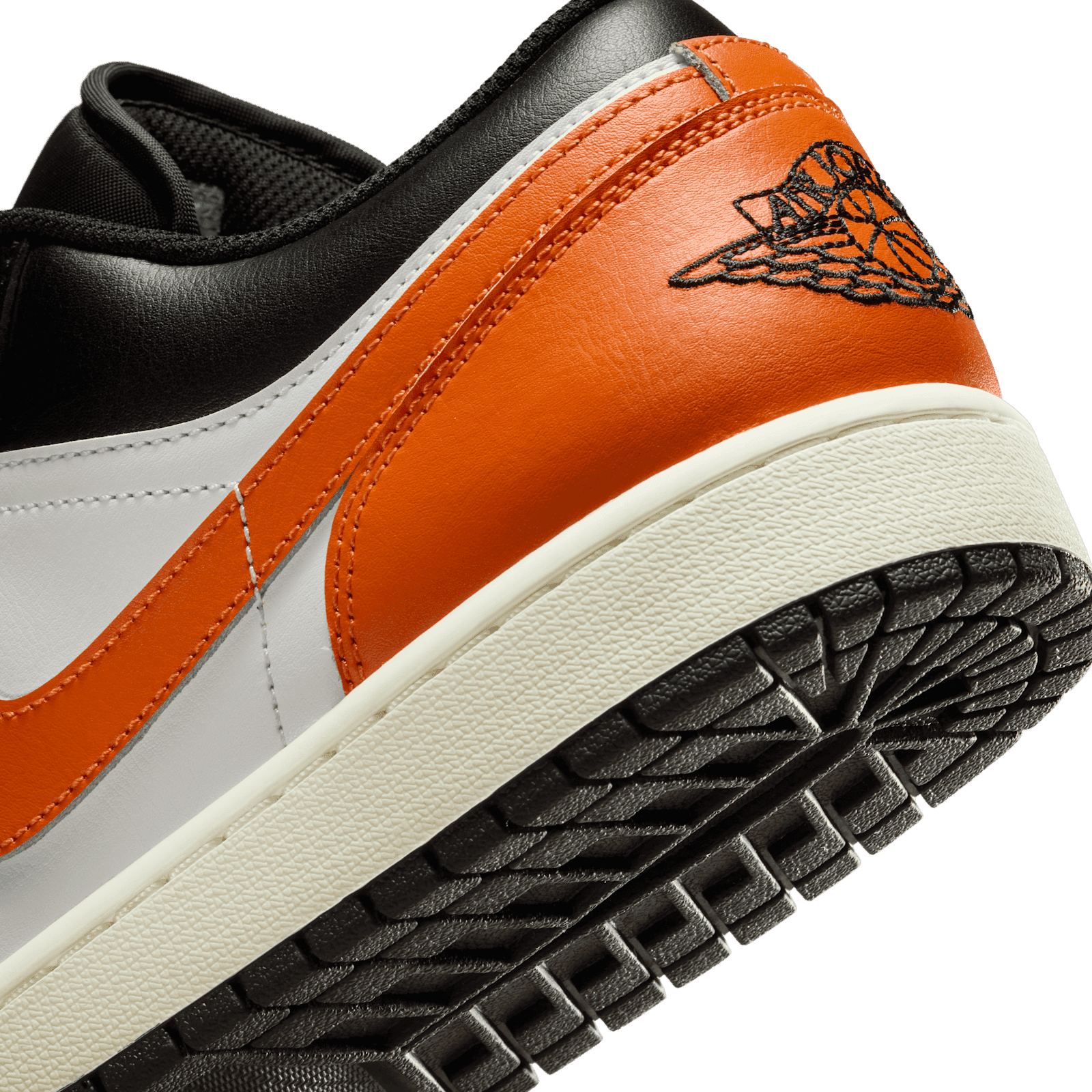 jordan 1 low shattered backboard foot locker