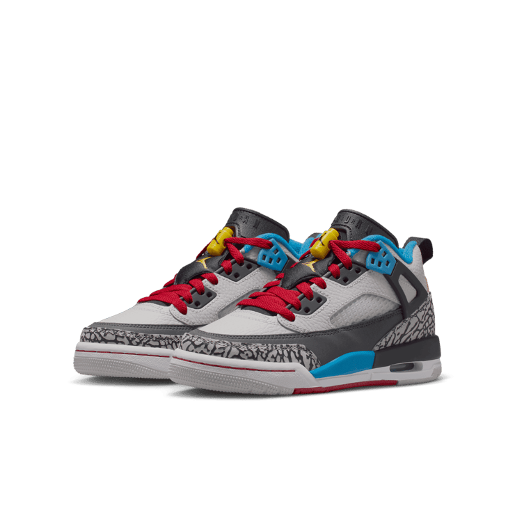 Jordan Spizike Low Obama (GS) Angle 1