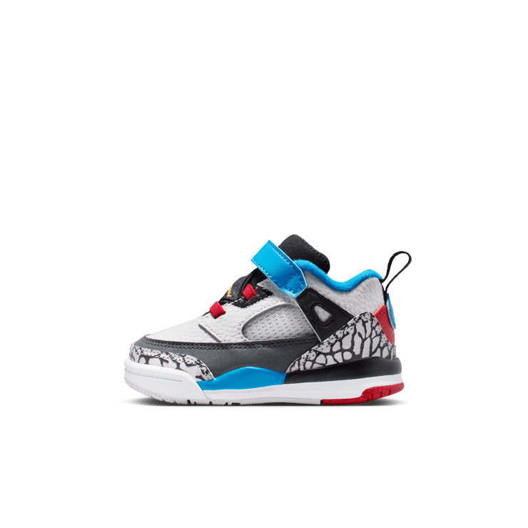 Jordan Spizike Low Obama (TD) Angle 1