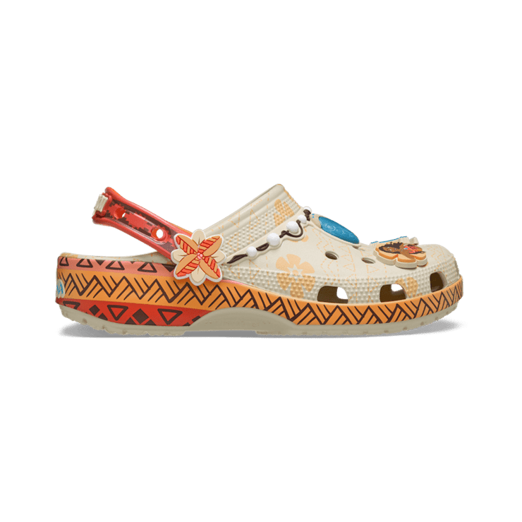 Crocs Classic Clog Disney Moana Moana Angle 1