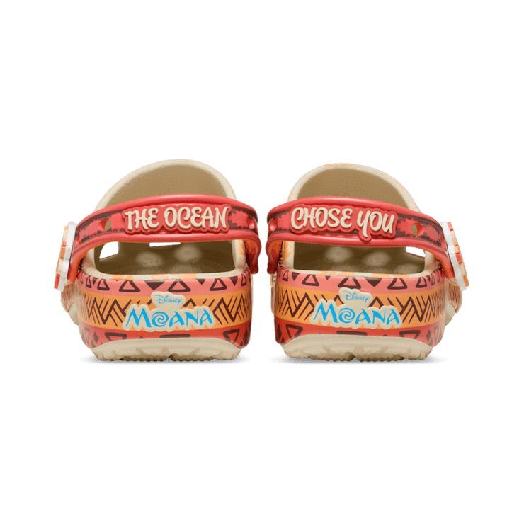 Crocs Classic Clog Disney Moana Moana Angle 4