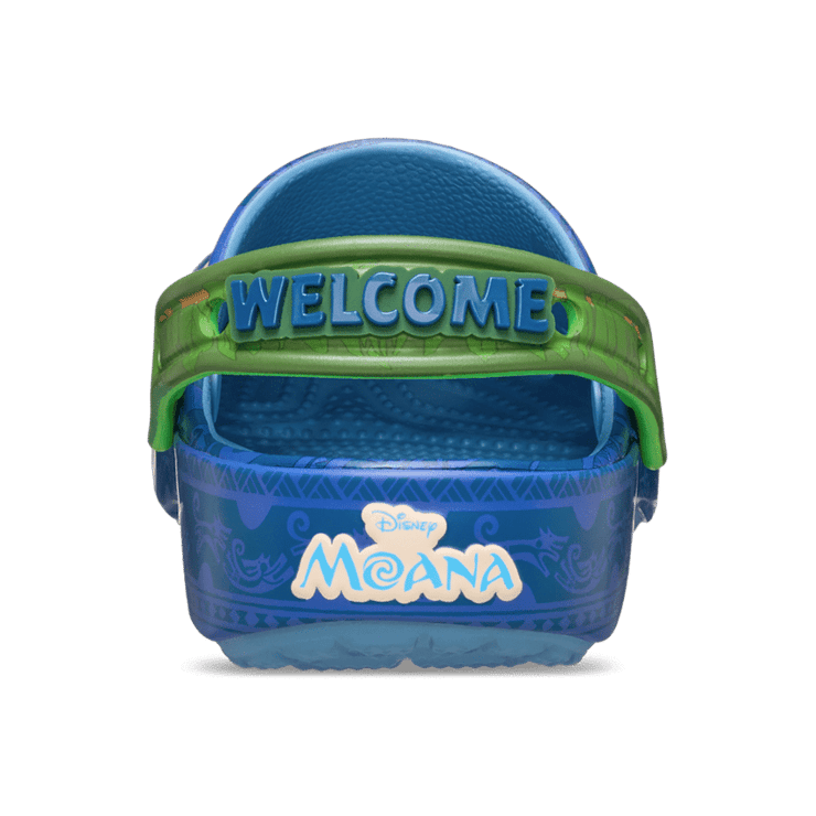 Crocs Classic Clog Disney Moana Maui (GS) Angle 4