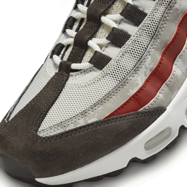 Nike Air Max 95 Social FC Angle 5