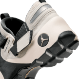 Jordan Trunner LX Light Orewood Brown (W) Angle 9
