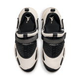 Jordan Trunner LX Light Orewood Brown (W) Angle 6