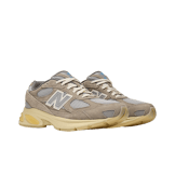New Balance 2010 Grey Days Angle 2