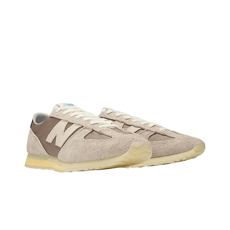 New Balance 471 Grey Days Angle 2