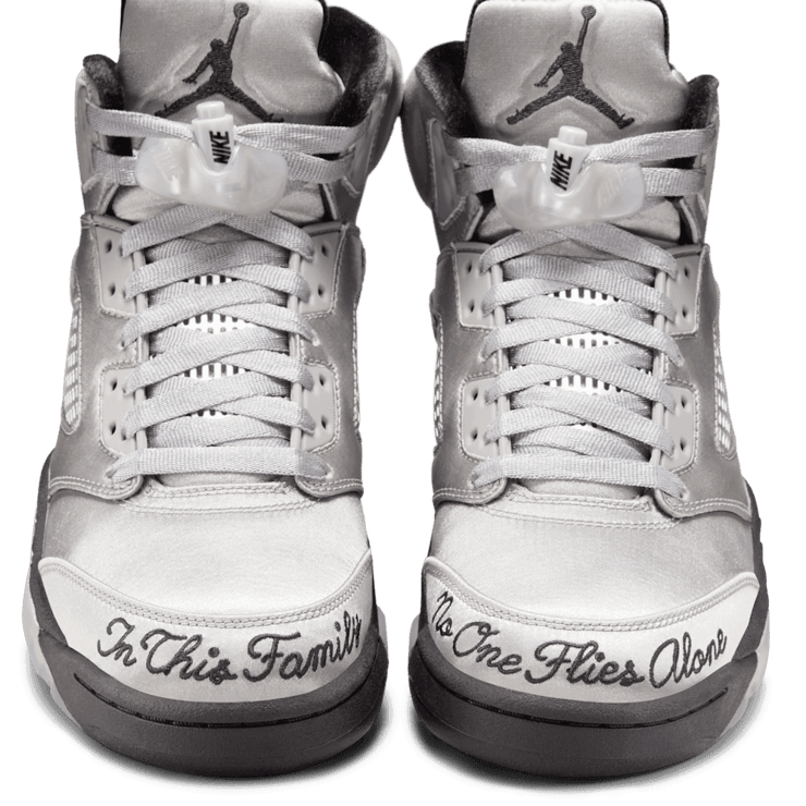 Air Jordan 5 Retro Wings (W) Angle 5