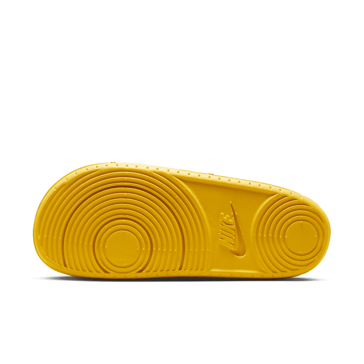 Nike Kobe Offcourt Slide Lightning Angle 1