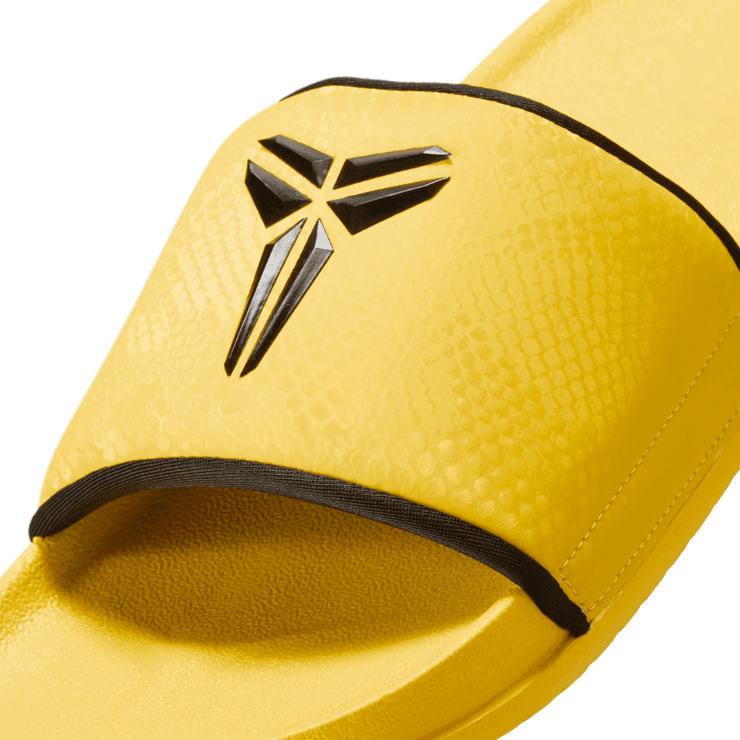 Nike Kobe Offcourt Slide Lightning Angle 3