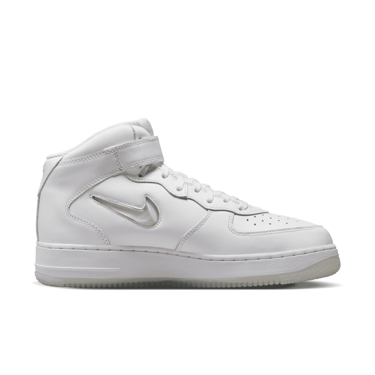 Nike Air Force 1 Mid Jewel Summit White Angle 1