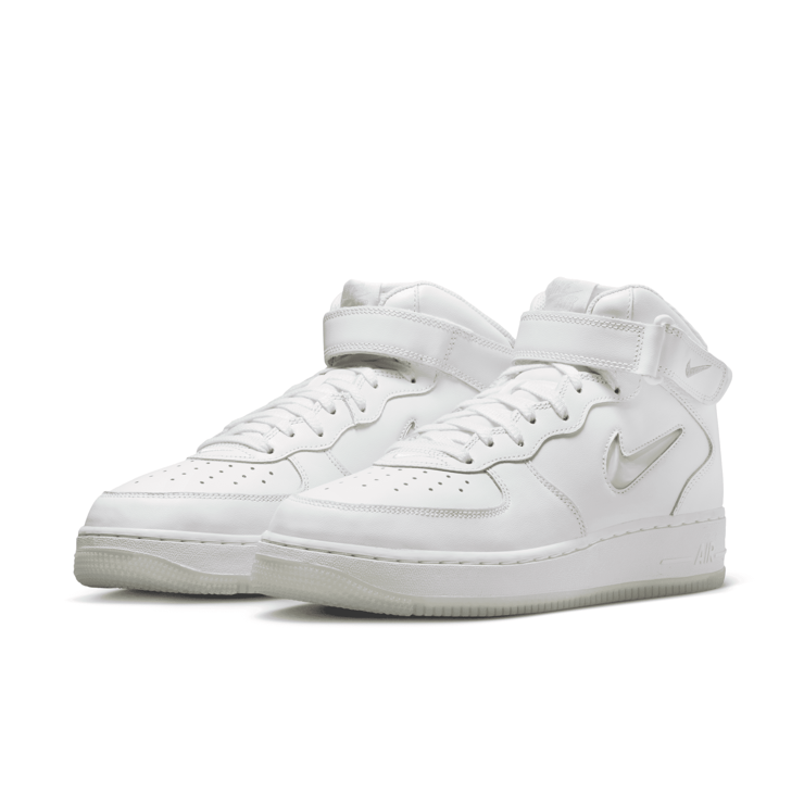 Nike Air Force 1 Mid Jewel Summit White Angle 3