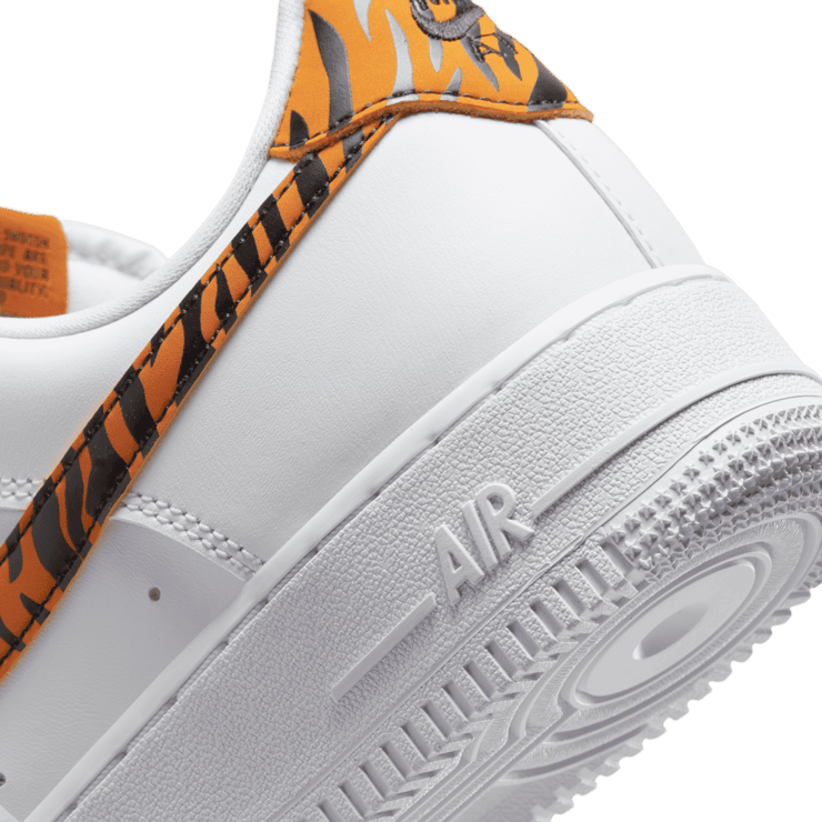 Nike Air Force 1 Low Tiger Stripe (W) Angle 5