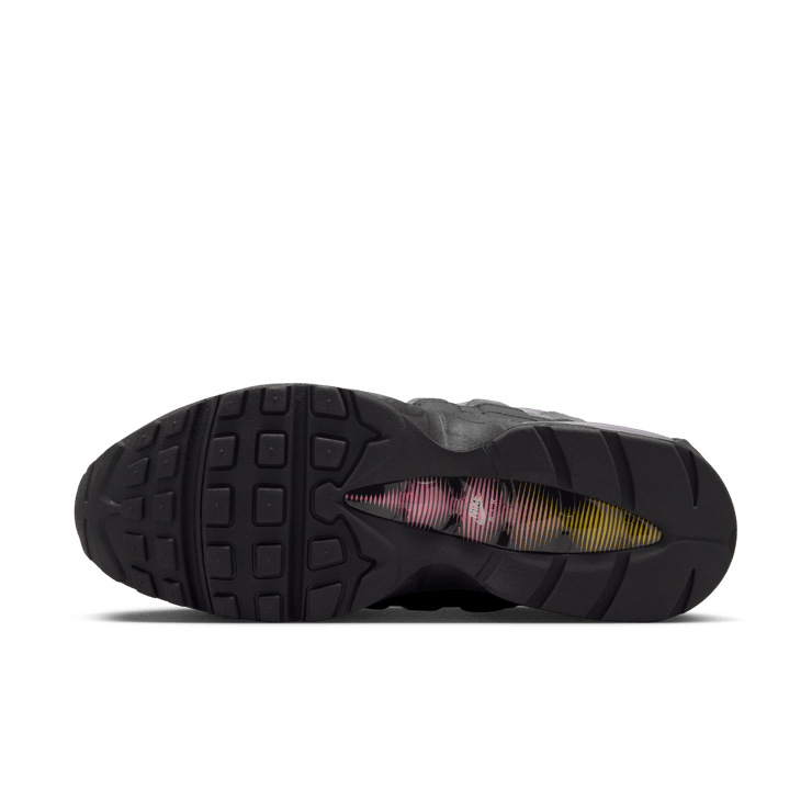 Nike Air Max 95 OG Sundial Angle 2