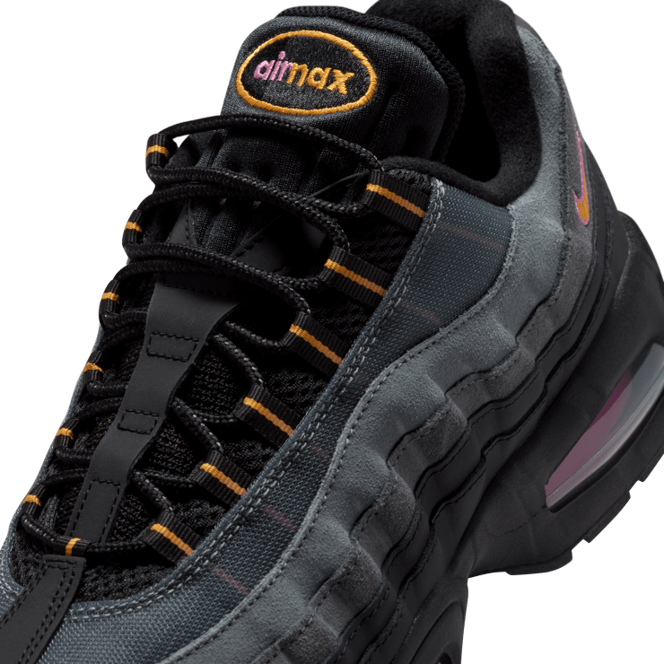 Nike Air Max 95 OG Sundial Angle 9