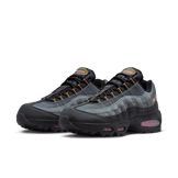 Nike Air Max 95 OG Sundial Angle 5