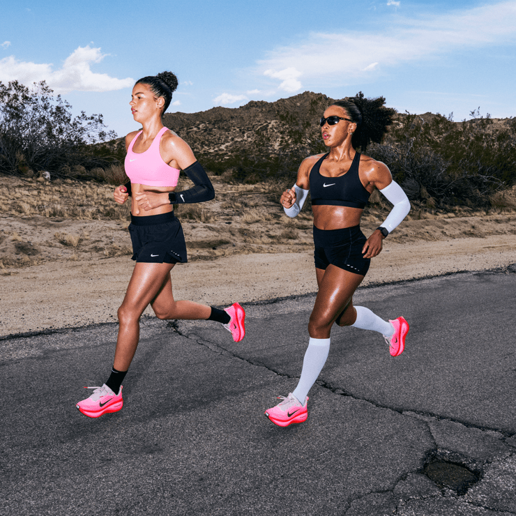 Nike Vomero Plus Hyper Pink Bright Crimson (W) Angle 10