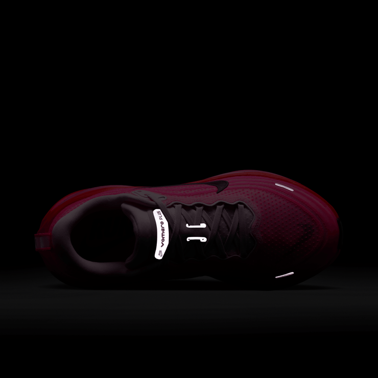 Nike Vomero Plus Hyper Pink Bright Crimson (W) Angle 5