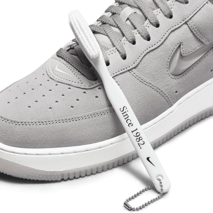 Nike Air Force 1 Low Jewel Light Smoke Grey Angle 6