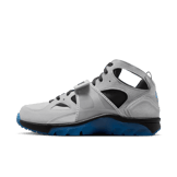 Nike Air Trainer Huarache Wolf Grey Star Blue Angle 4