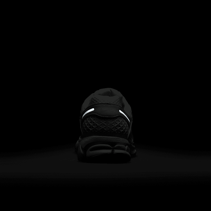 Nike Zoom Vomero 5 White Summit White (W) Angle 6