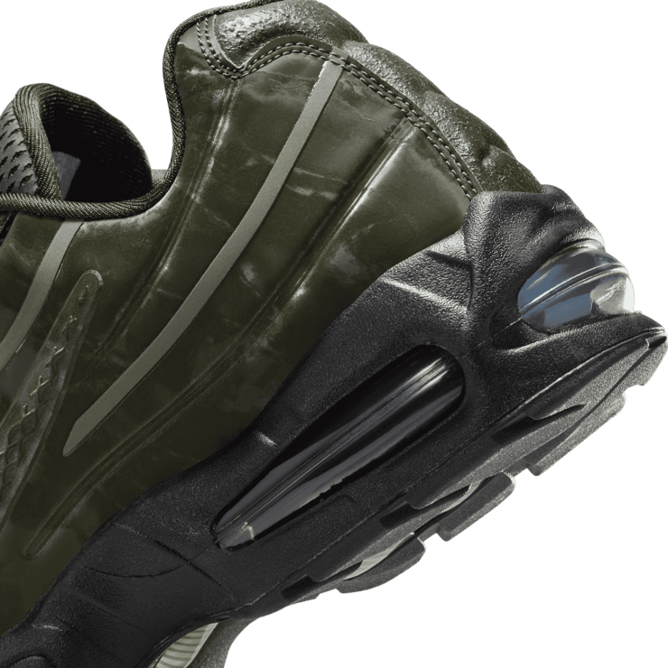 Nike Air Max 95 Worksout Medium Olive Sequoia Angle 35