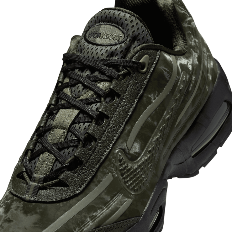 Nike Air Max 95 Worksout Medium Olive Sequoia Angle 40
