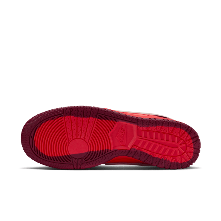 Nike Dunk Low Gore-Tex Light Crimson Angle 1