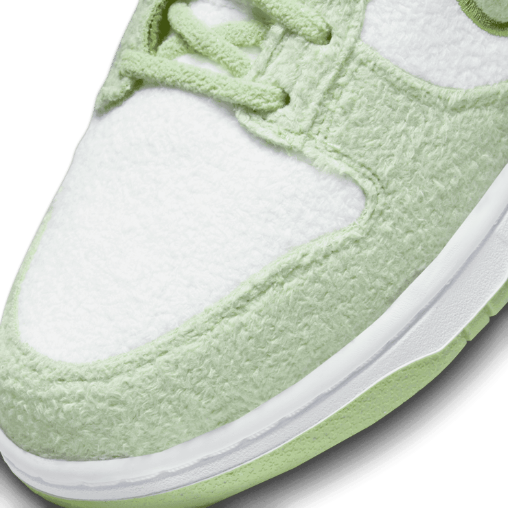 Nike Dunk Low Fleece Honeydew (W) Angle 4