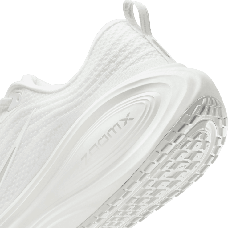 Nike Vomero Plus White Angle 4