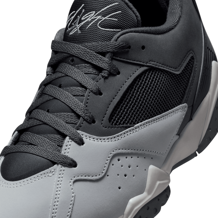 Jordan MVP 92 Anthracite Cool Grey Angle 6