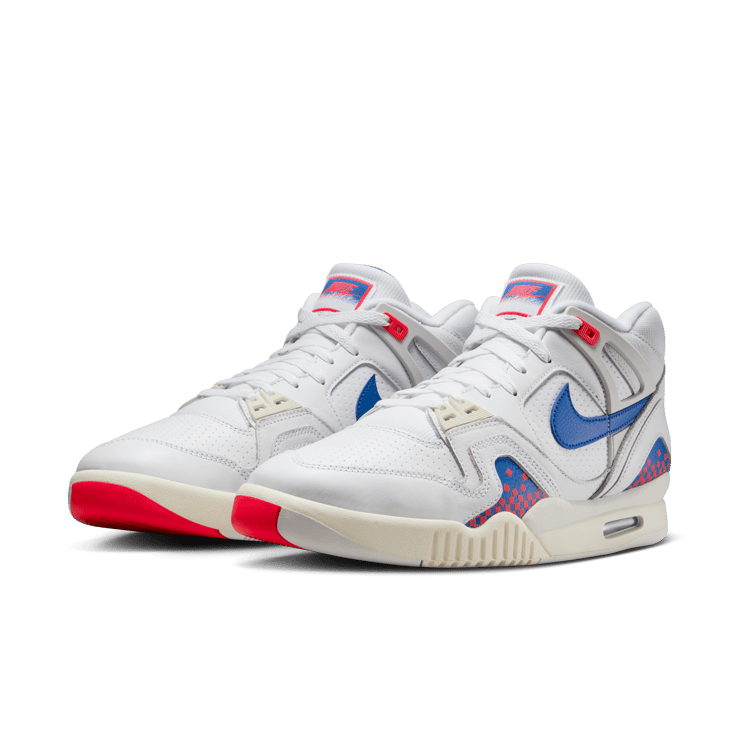 Nike Air Tech Challenge 2 Pixel Court Angle 3