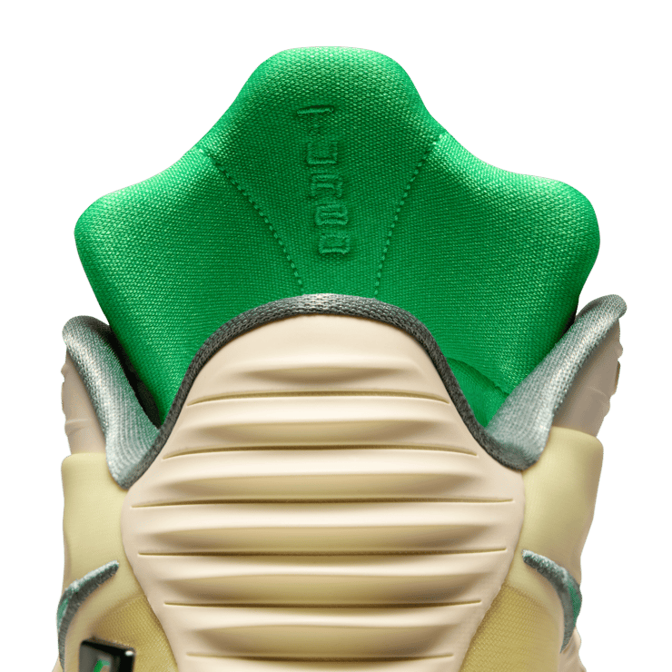 Nike GT Cut 3 Turbo Jrue Holiday Angle 5